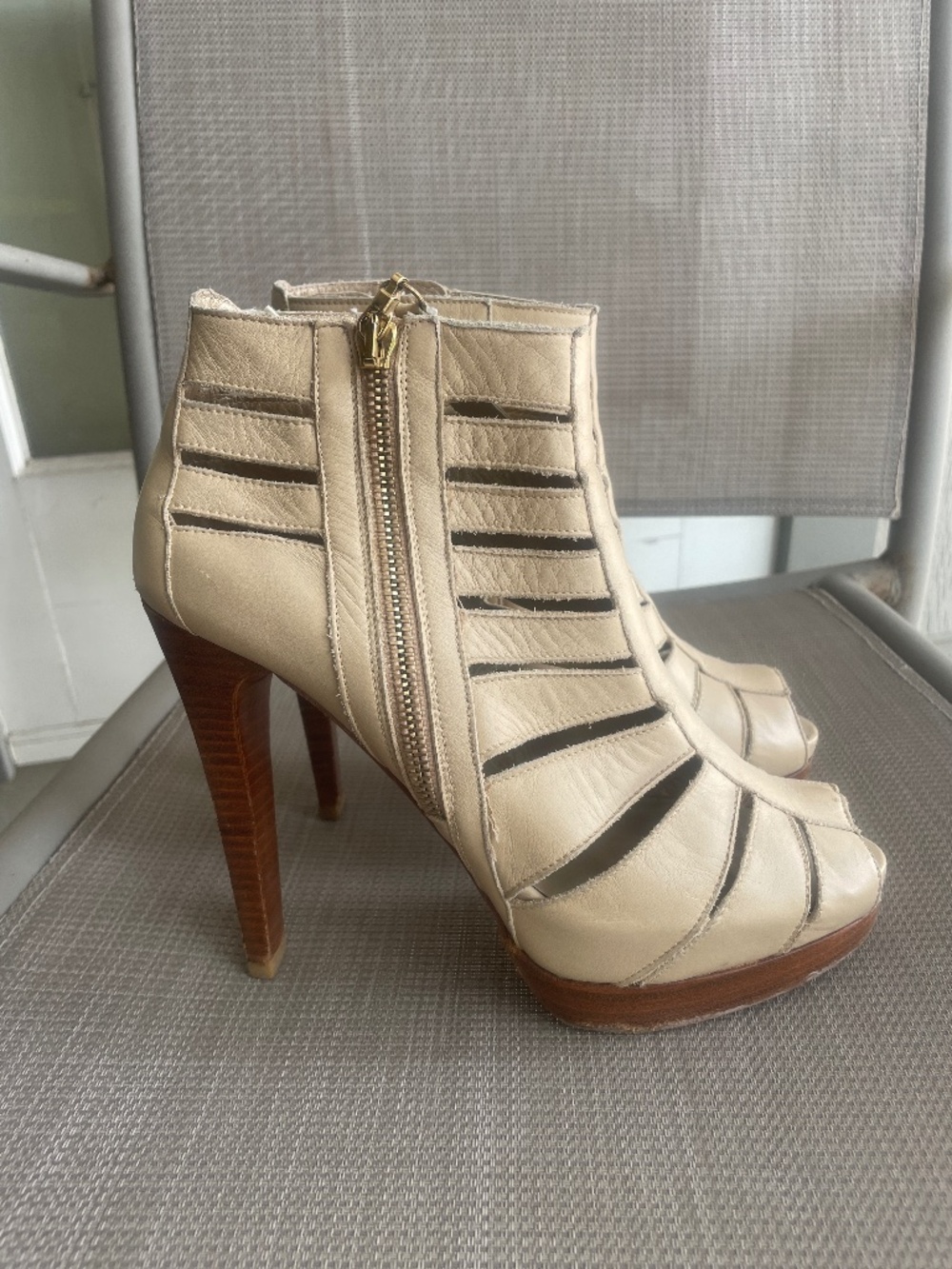 STUART WEITZMAN Leather Caged Cut Out Booties Heels